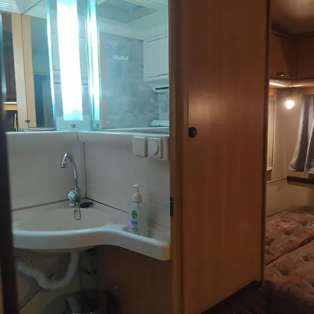 Hydraswave Caravan