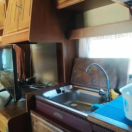 Hydraswave Caravan Campsite