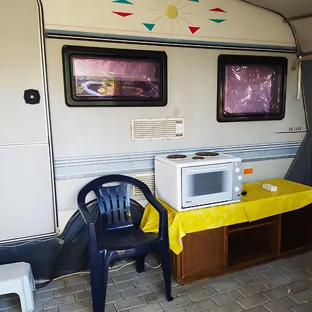 Campsite Hydraswave Caravan