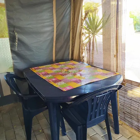 Hydraswave Caravan Kemping