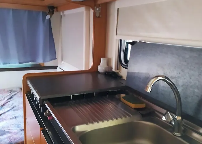 Campsite Hydraswave Caravan Thermisia